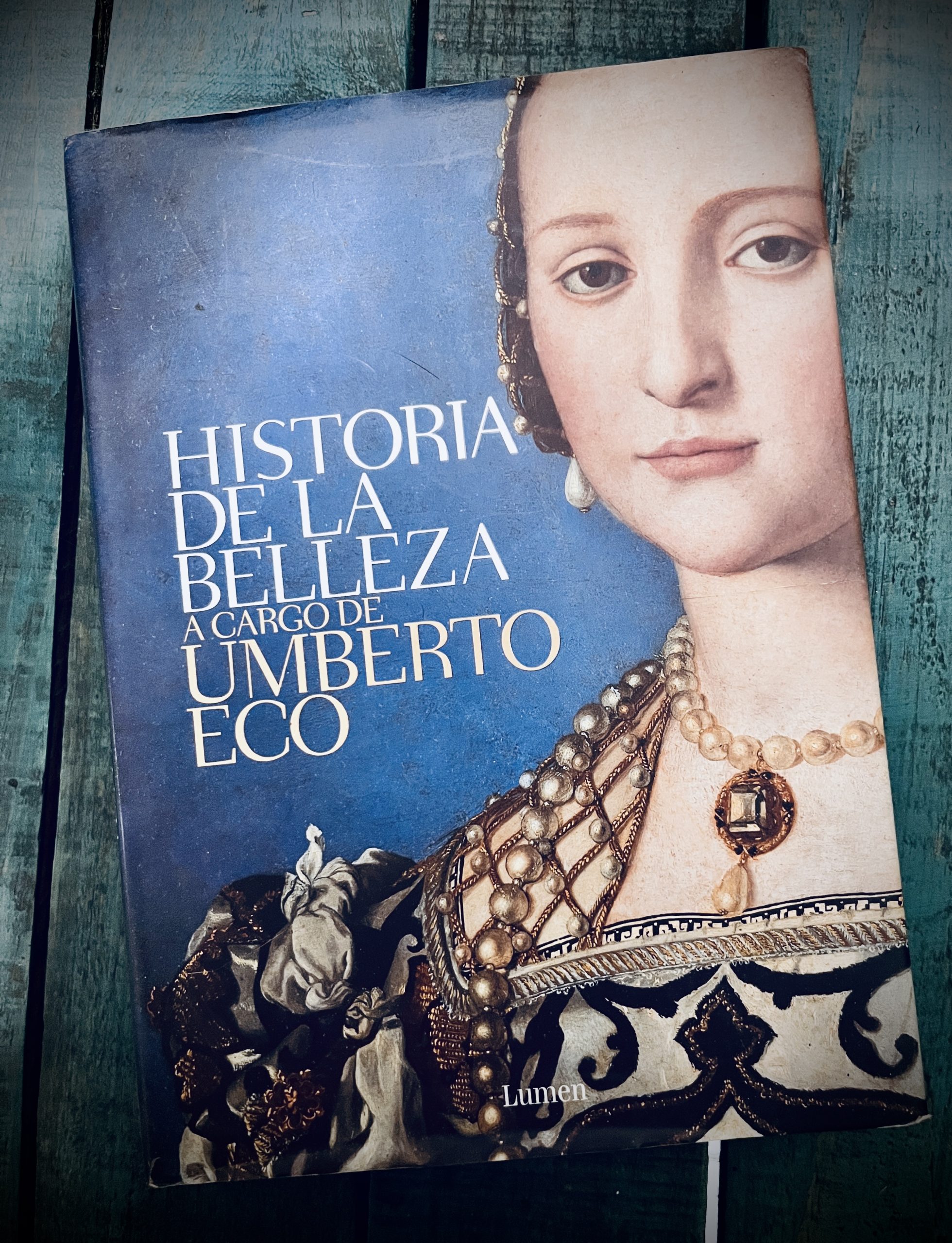 ECO UMBERTO. HISTORIA DE LA BELLEZA